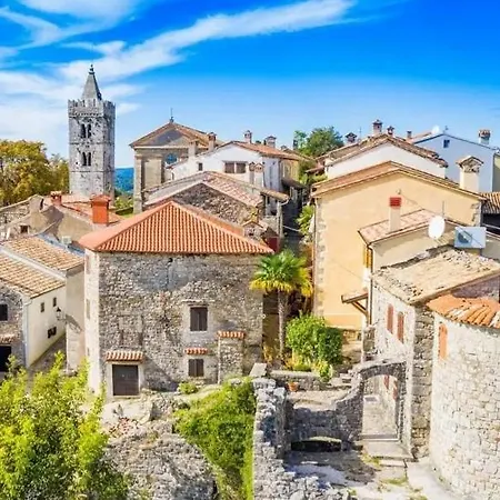 Robinson House In Vrvari With Balcony, Air Conditioning, Wifi, Dishwasher 5195-2 Ferienhaus