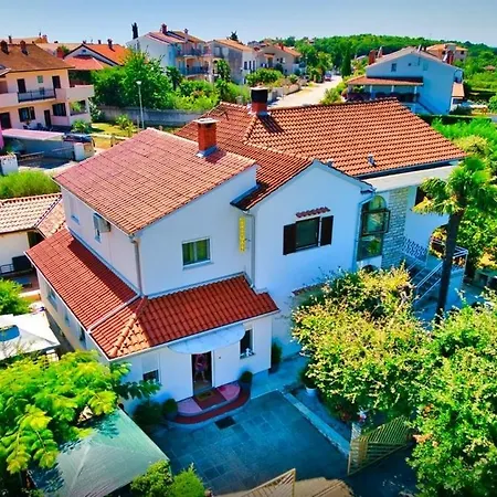 Ferienhaus Robinson House In Vrvari With Balcony, Air Conditioning, Wifi, Dishwasher 5195-2